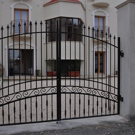 Ibasilischi Ξενοδοχείο Irsina Εξωτερικό φωτογραφία